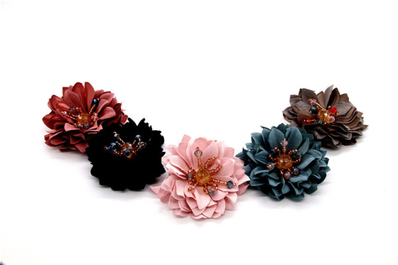 Hand Sintered Edge Flower /girl flower made of satin ribbons/Hand-simulated flower Various colors Fabric, wool