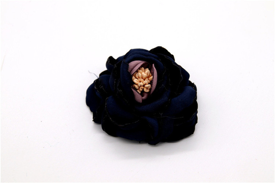 Hand Sintered Edge Flower /girl flower made of satin ribbons/Hand-simulated flower Various colors Fabric, wool