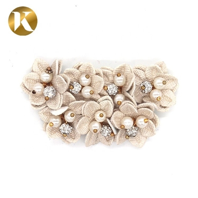 Handmade Ladies Crystal Shoe Buckles Customized Color Special Cloth Material